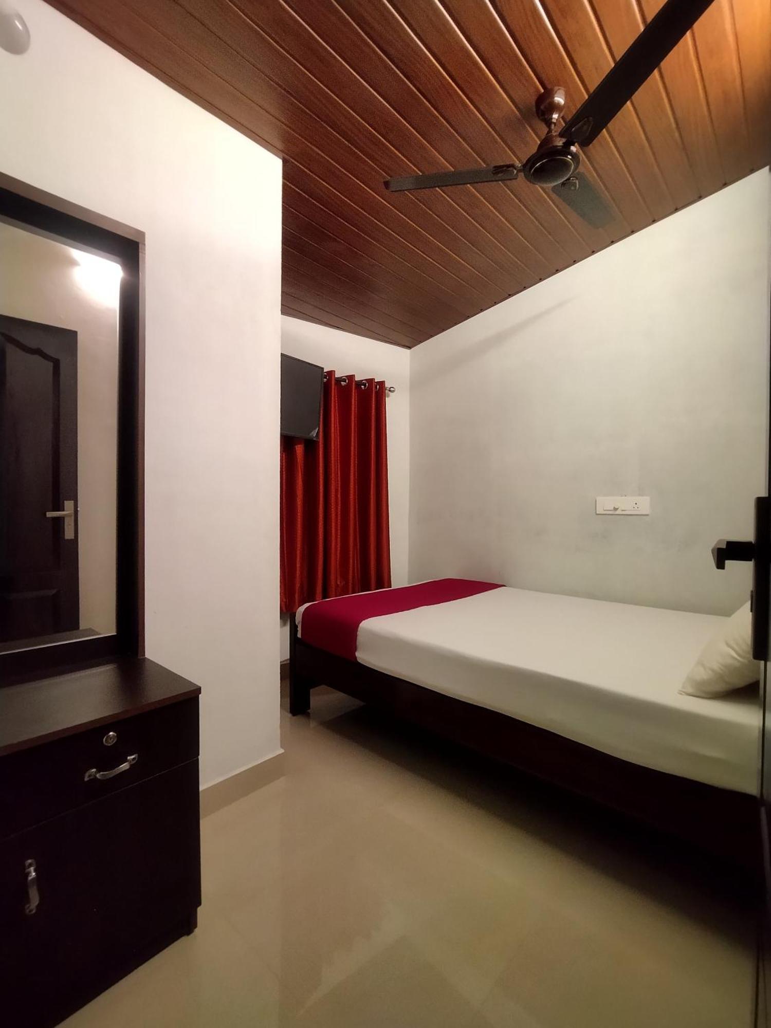 The Celeste Inn Vagamon Buitenkant foto