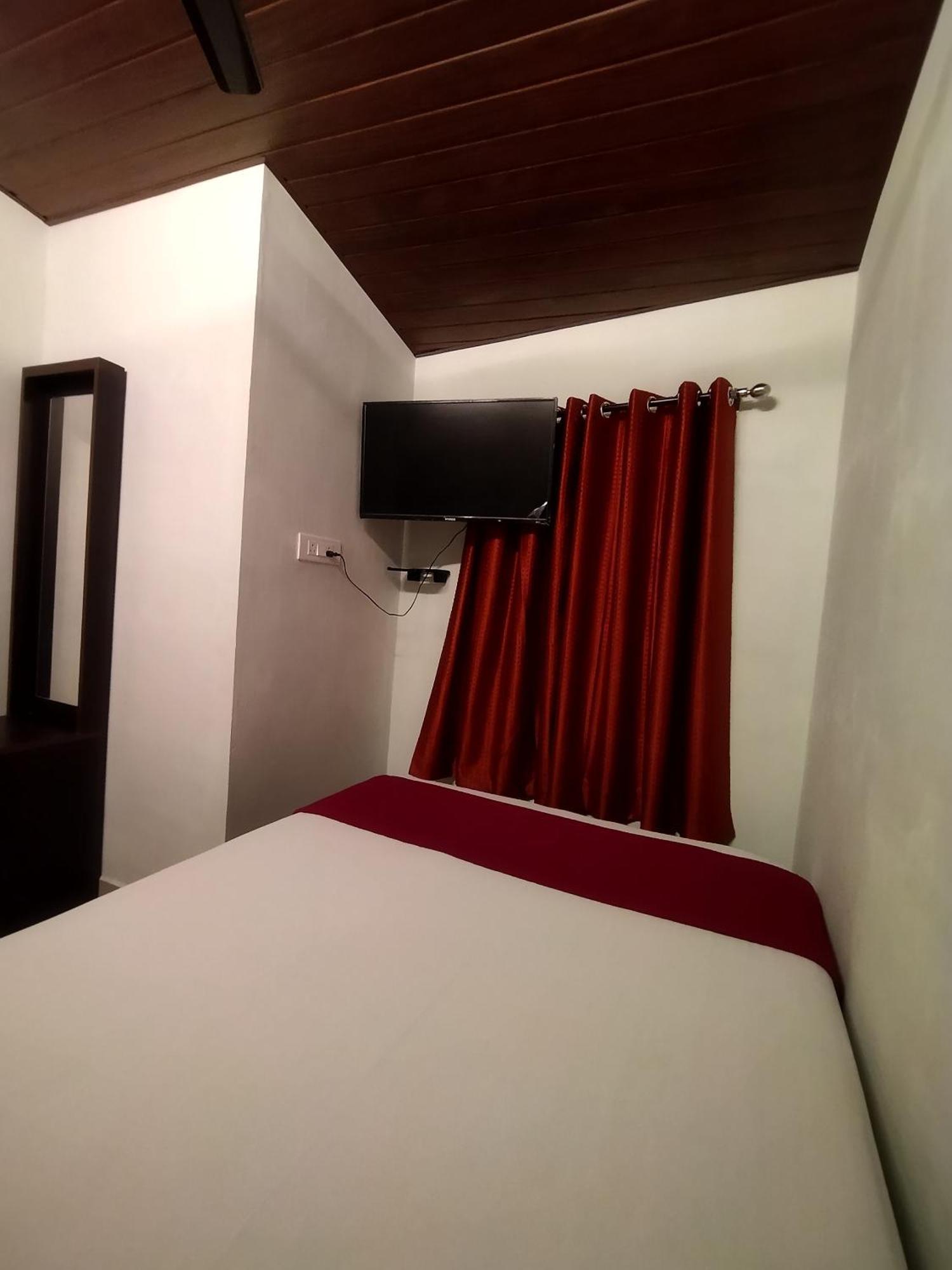 The Celeste Inn Vagamon Buitenkant foto