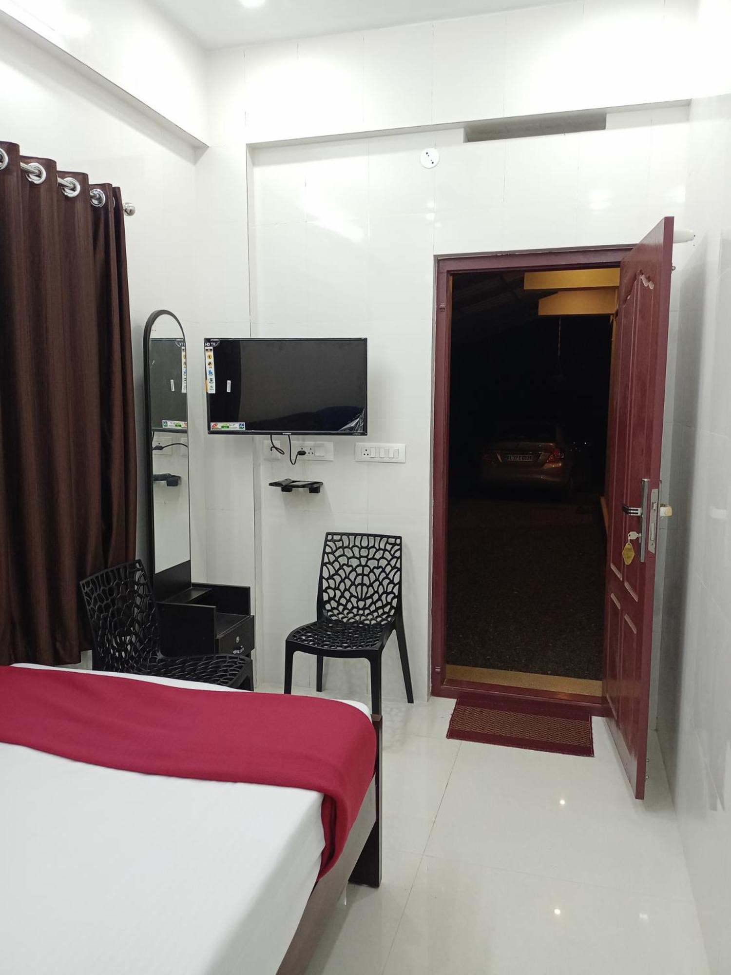 The Celeste Inn Vagamon Buitenkant foto